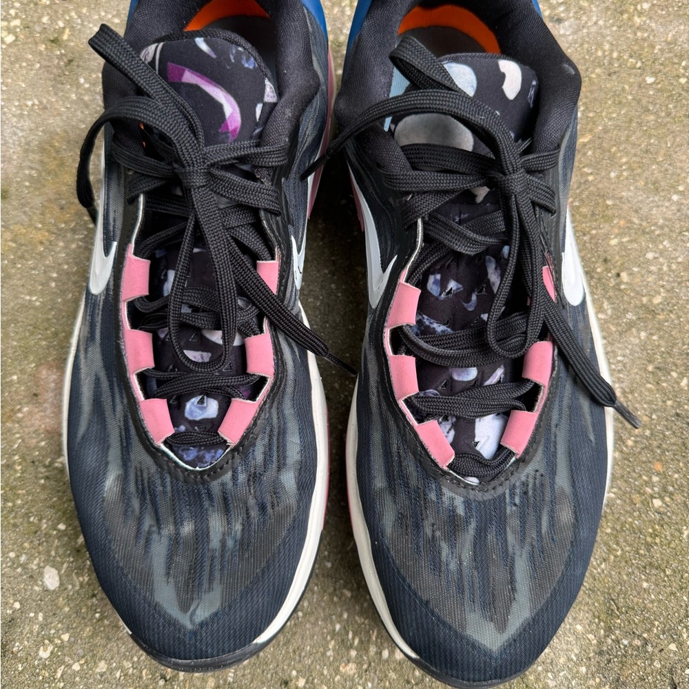 Nike Zoom GT Cut 2. Great condition. For serious hoopers only.